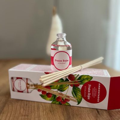 Parfum/Odorizant de cameră cu bețișoare, Mikado, Fructe Rosii, Intense, Caravan Home, 40ml