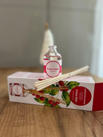 Parfum/Odorizant de cameră cu bețișoare, Mikado, Fructe Rosii, Intense, Caravan Home, 40ml